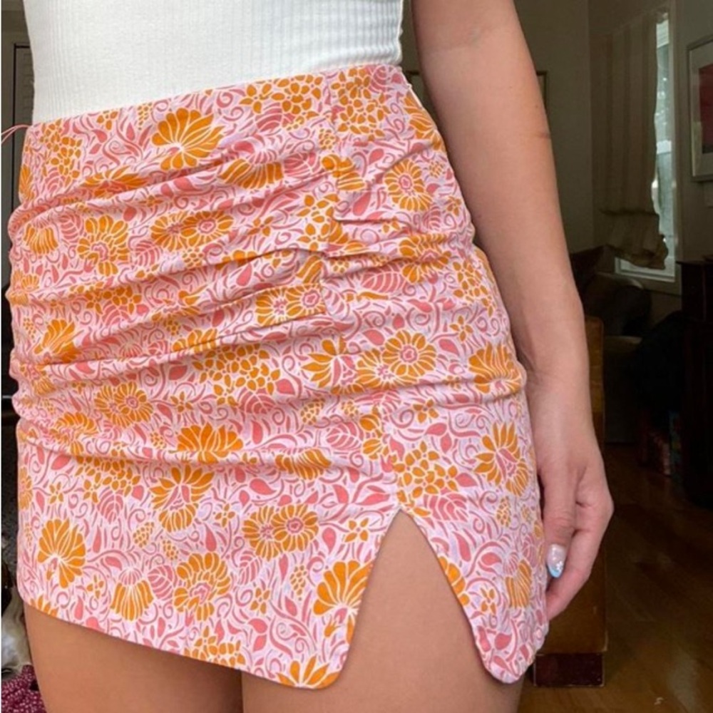 ZARA PINK AND ORANGE SKIRT